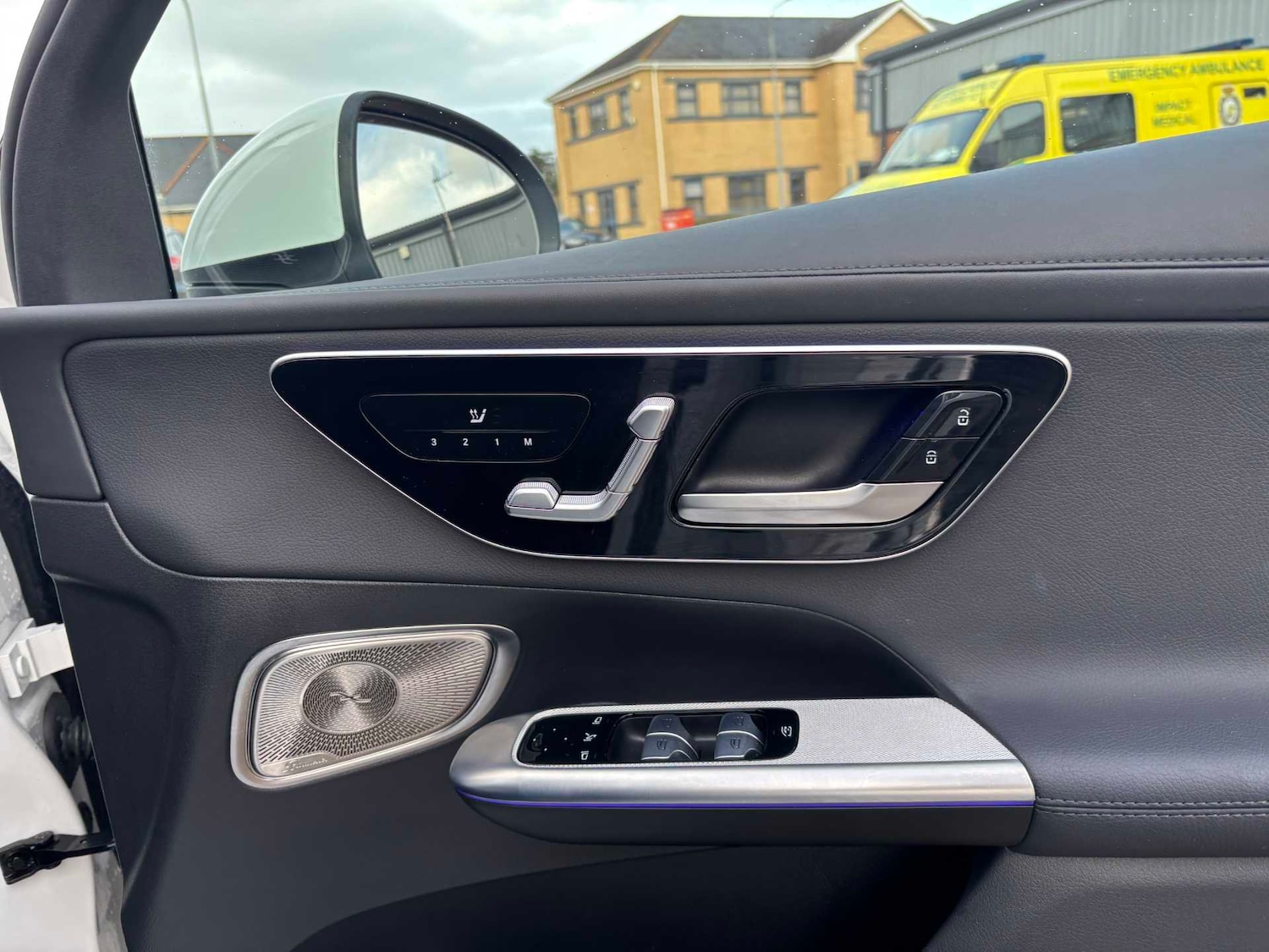 Used Mercedes-Benz GLC 2024 for sale - 76636668: Photo 20