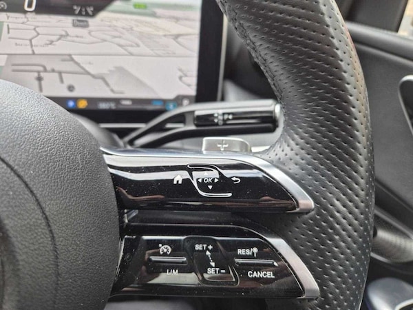 Used Mercedes-Benz GLC 2023 for sale - 75592266: Photo 17