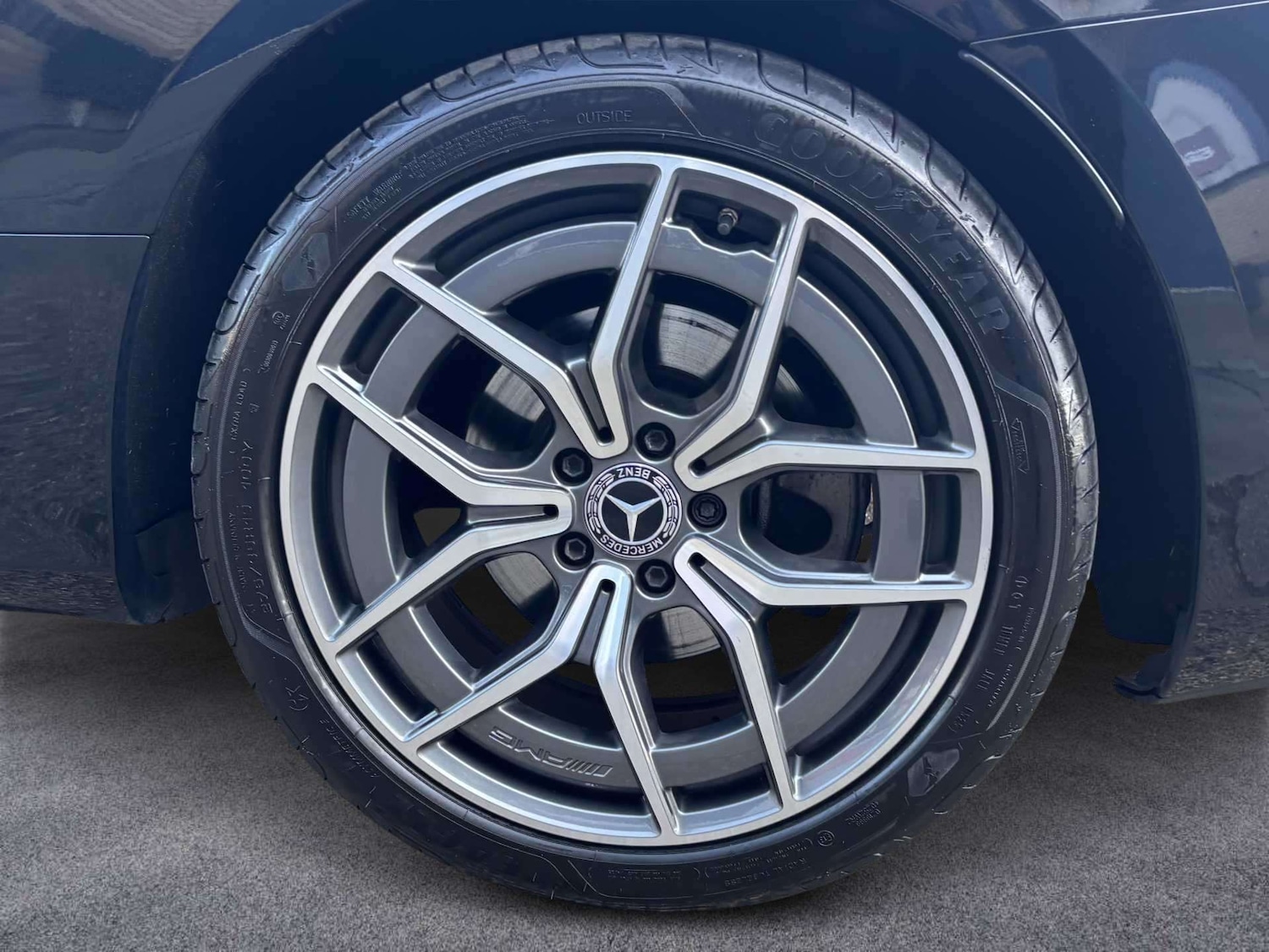 Used Mercedes-Benz E Class 2023 for sale - 77674587: Photo 9