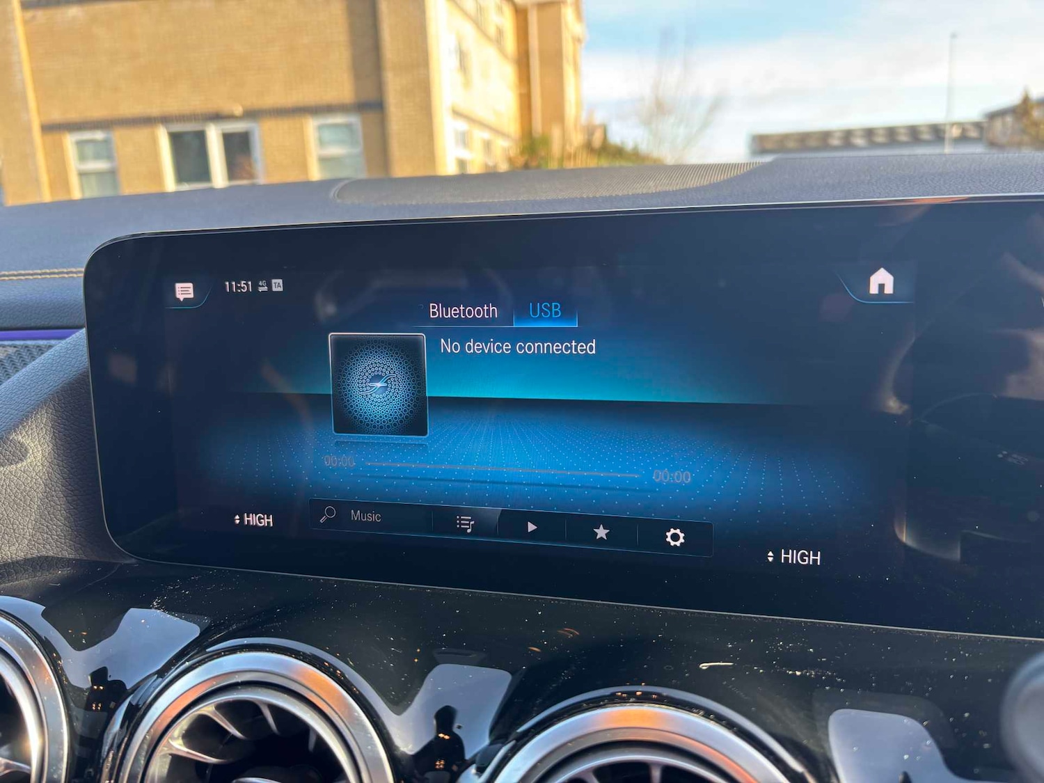 Used Mercedes-Benz GLA 2022 for sale - 77147342: Photo 32