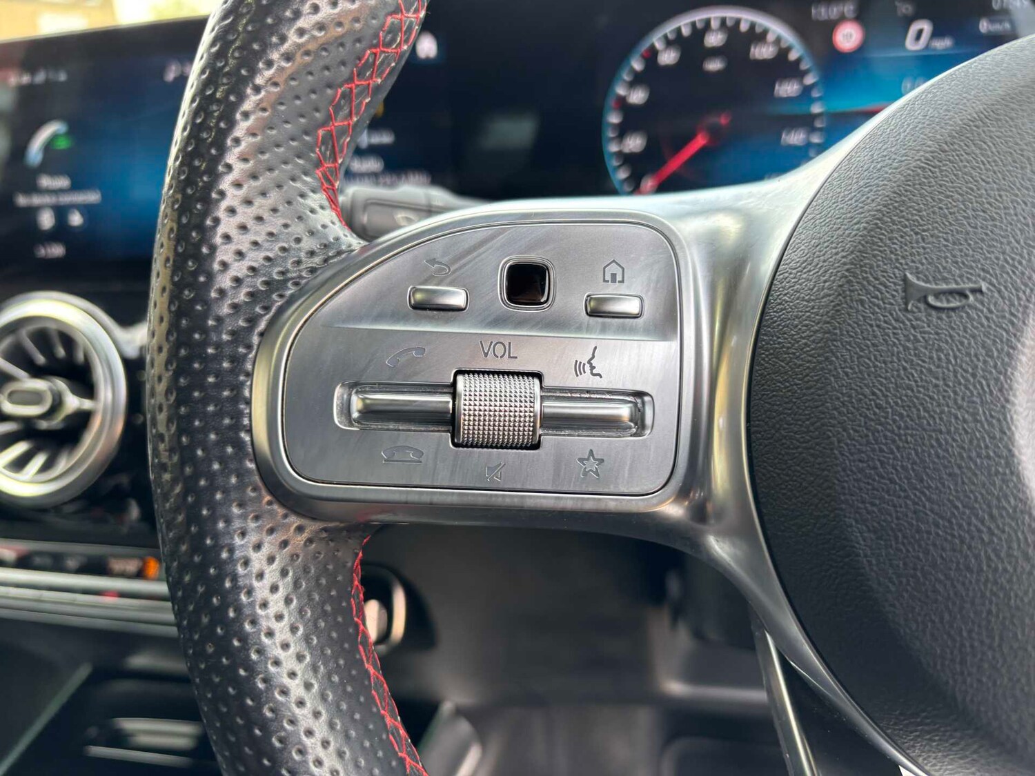 Used Mercedes-Benz GLA 2022 for sale - 78187908: Photo 15