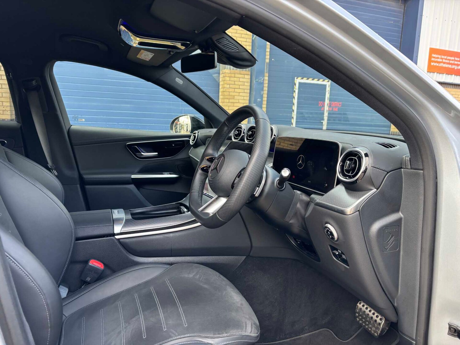 Used Mercedes-Benz GLC 2024 for sale - 77429119: Photo 17