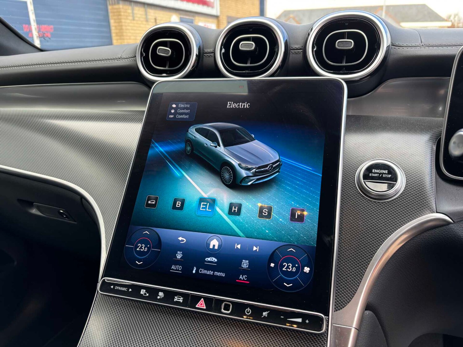 Used Mercedes-Benz GLC 2024 for sale - 77429119: Photo 31