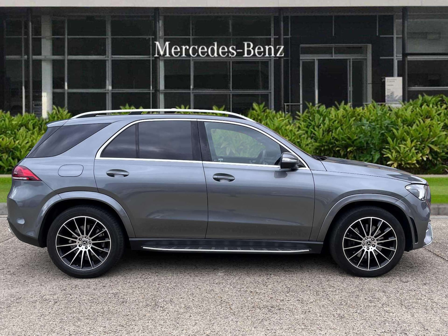 Used Mercedes-Benz GLE-Class 2023 for sale - 76034910: Photo 2
