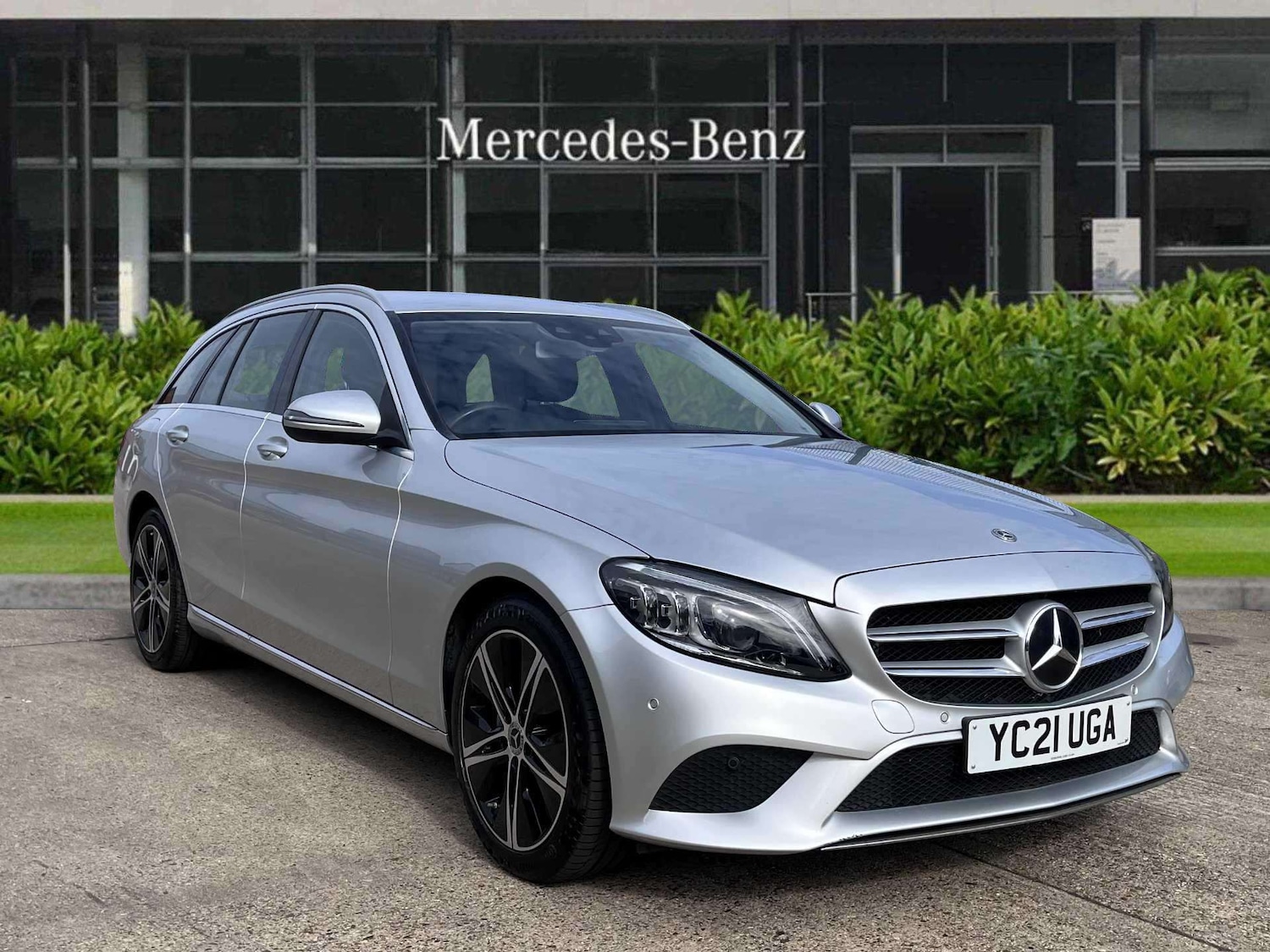 Used Mercedes-Benz C-Class 2021 for sale - 76087940: Photo 1