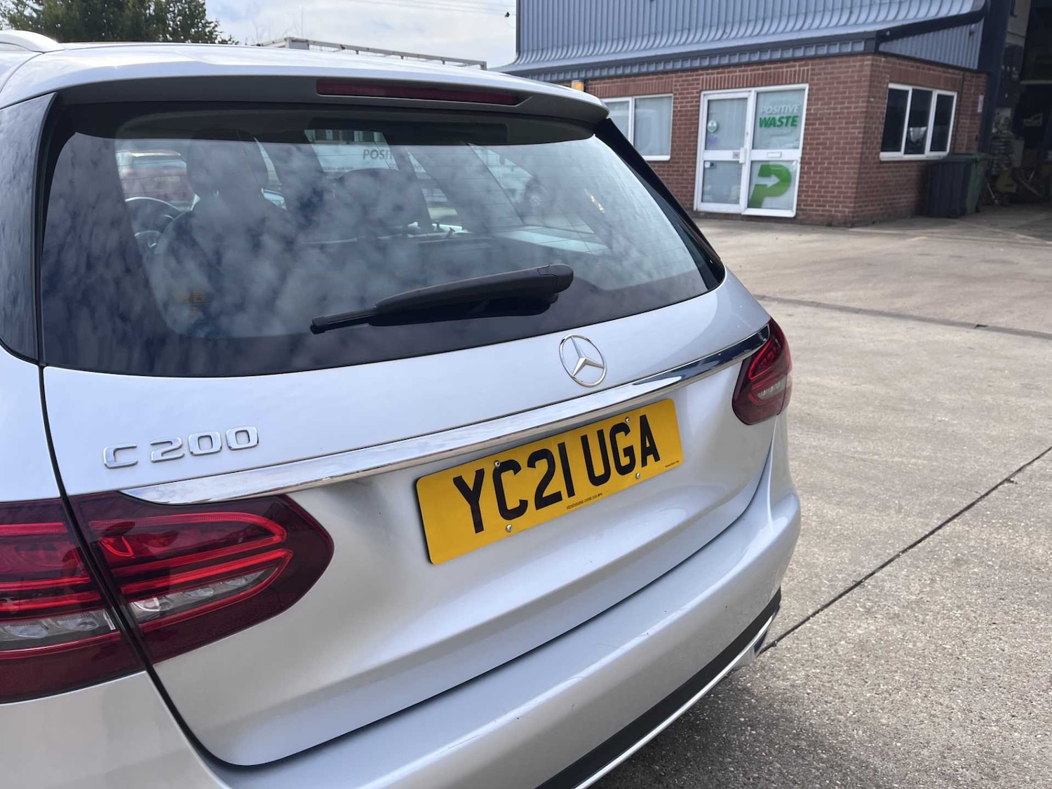 Used Mercedes-Benz C-Class 2021 for sale - 76087940: Photo 18