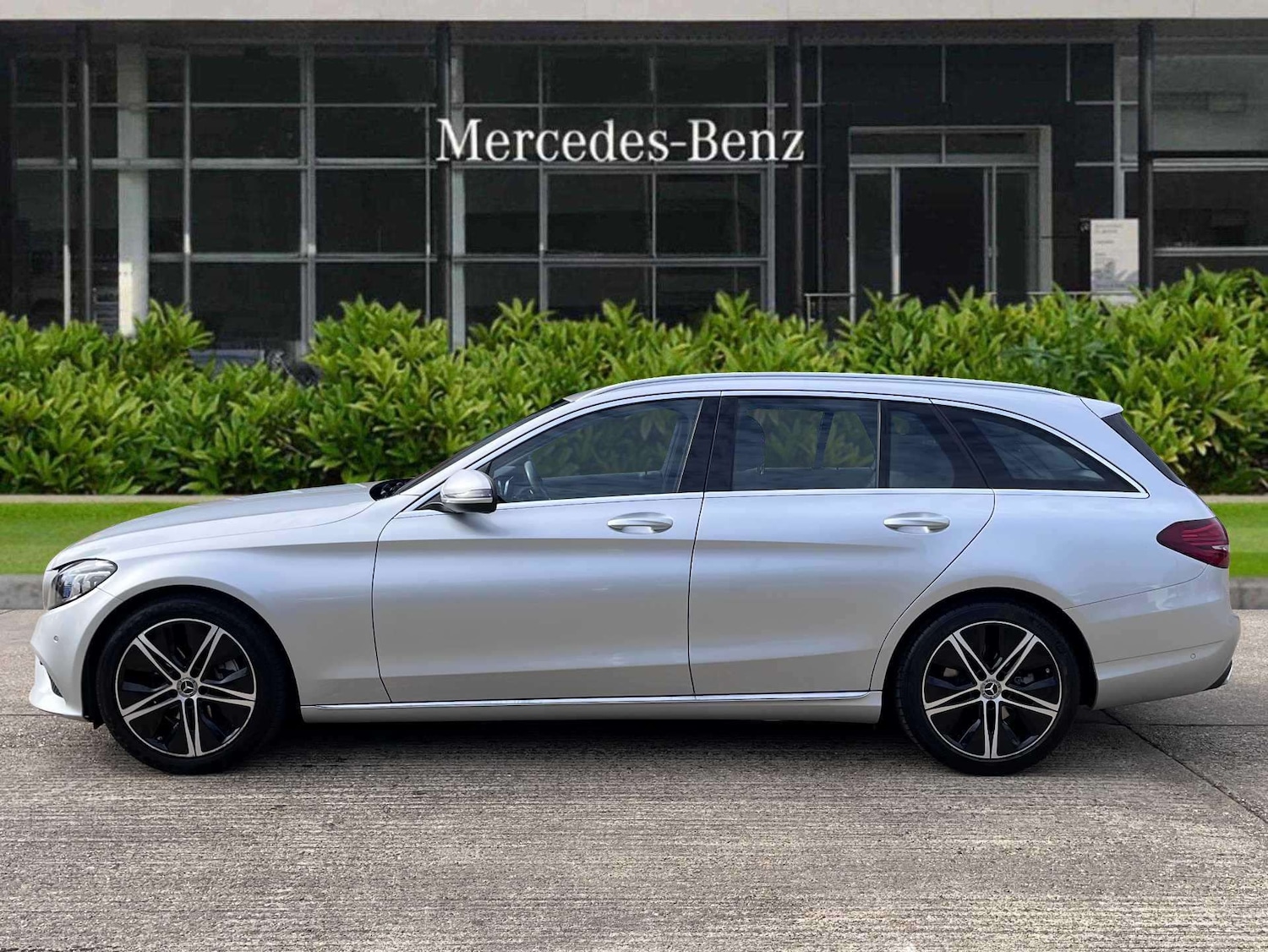 Used Mercedes-Benz C-Class 2021 for sale - 76087940: Photo 6