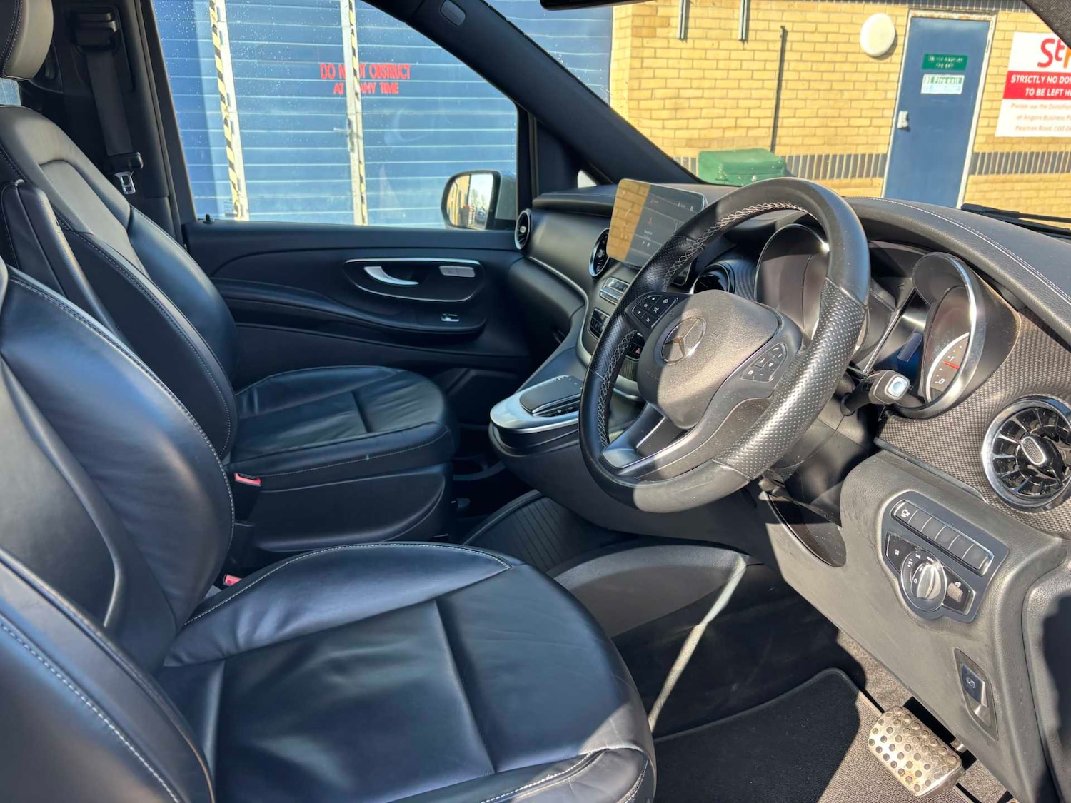 Used Mercedes-Benz V-Class 2023 for sale - 77601424: Photo 13