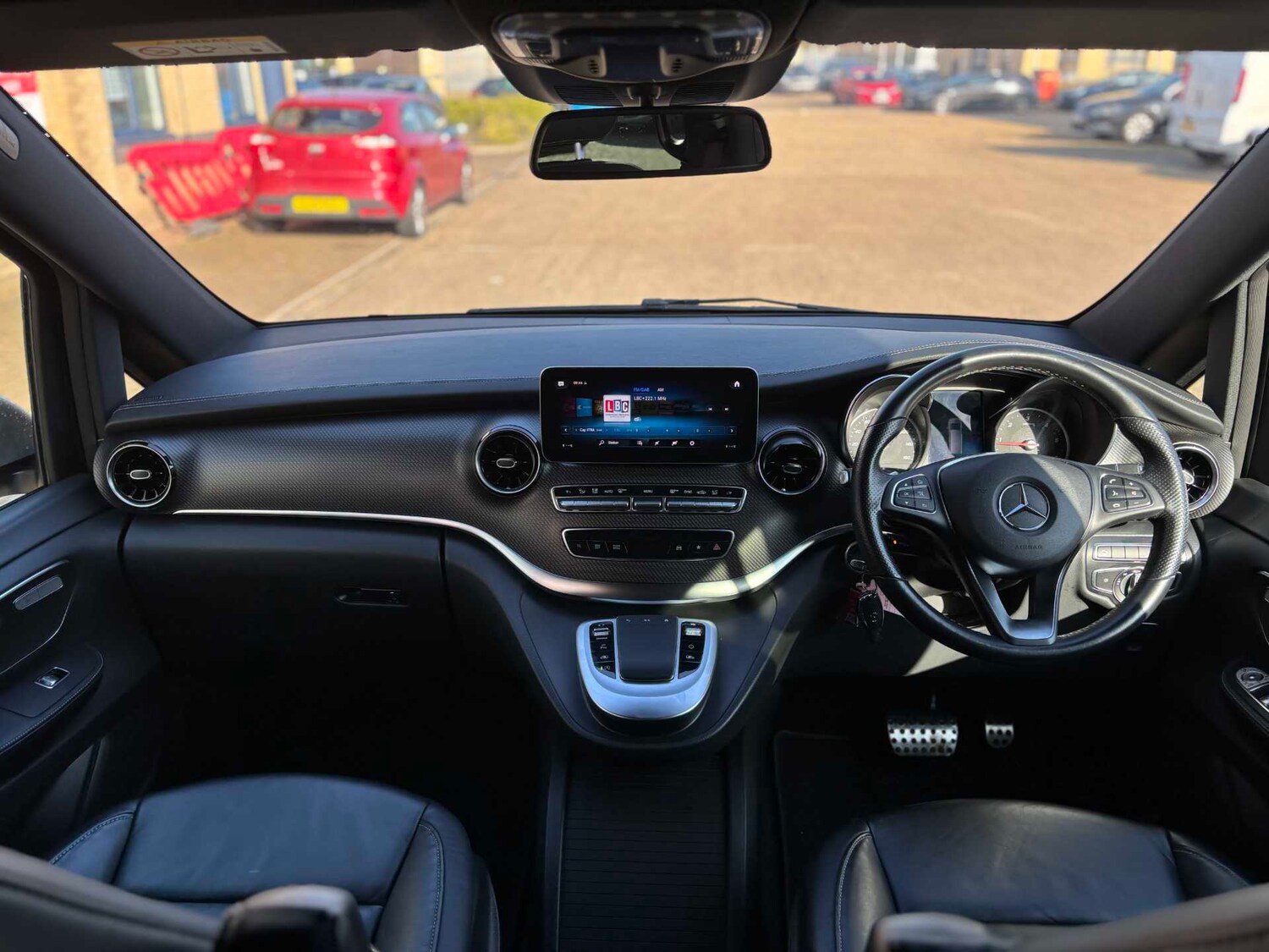 Used Mercedes-Benz V-Class 2023 for sale - 77601424: Photo 19