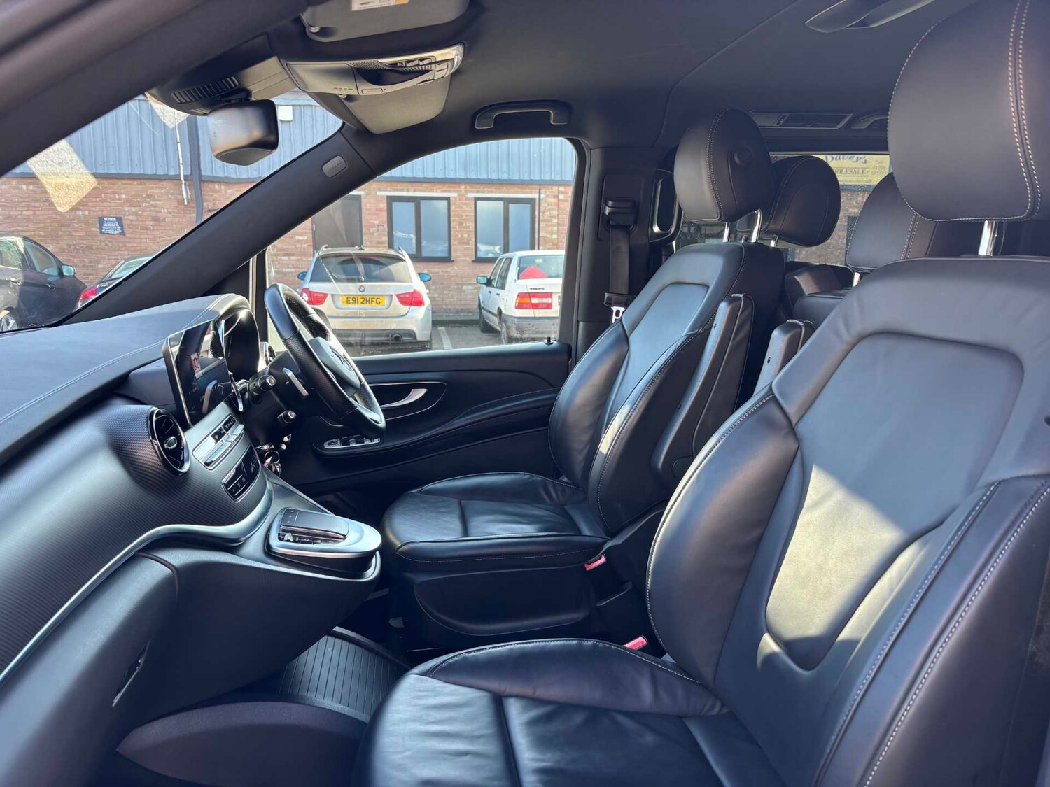 Used Mercedes-Benz V-Class 2023 for sale - 77601424: Photo 21