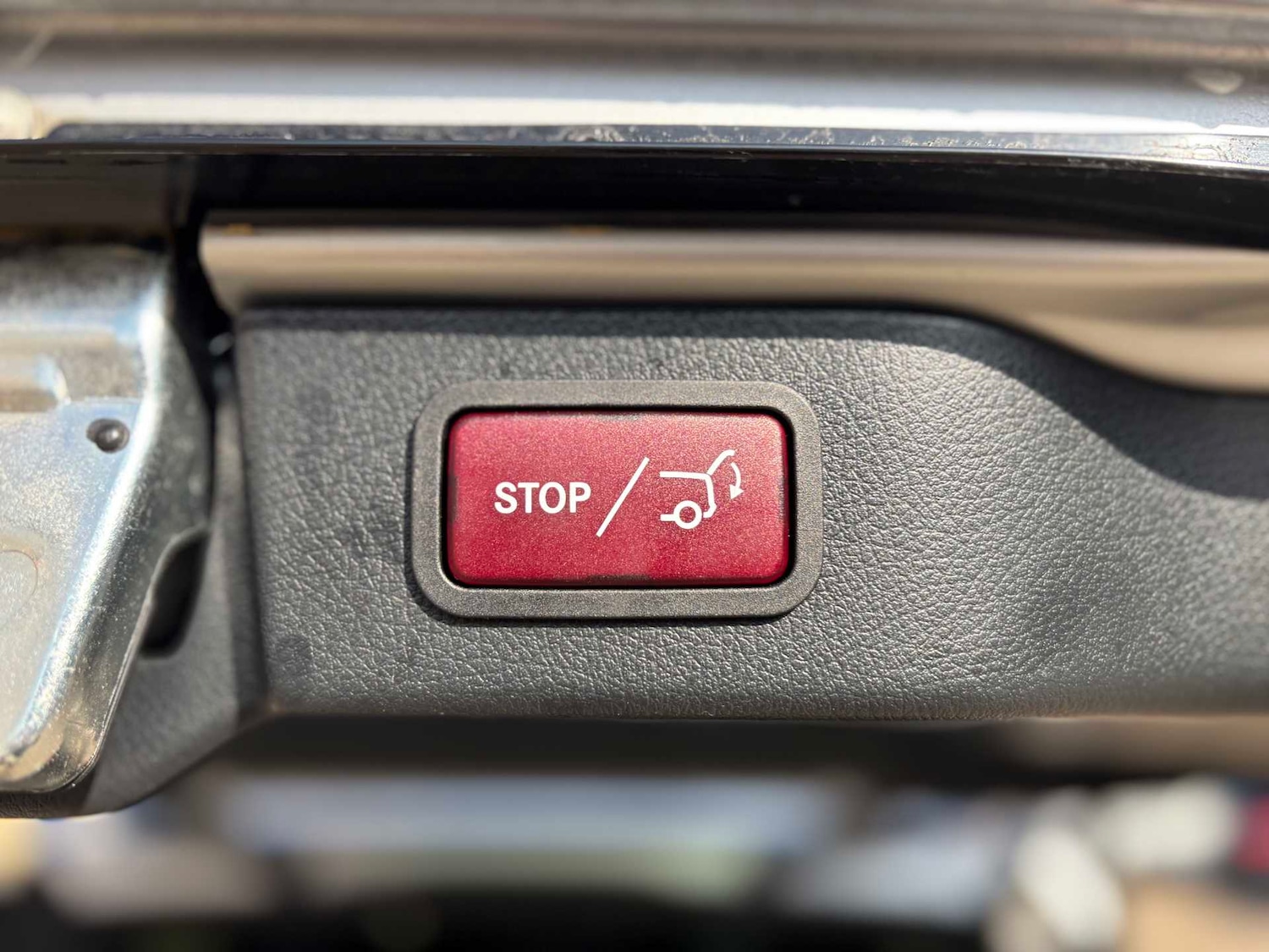 Used Mercedes-Benz V-Class 2023 for sale - 77601424: Photo 27