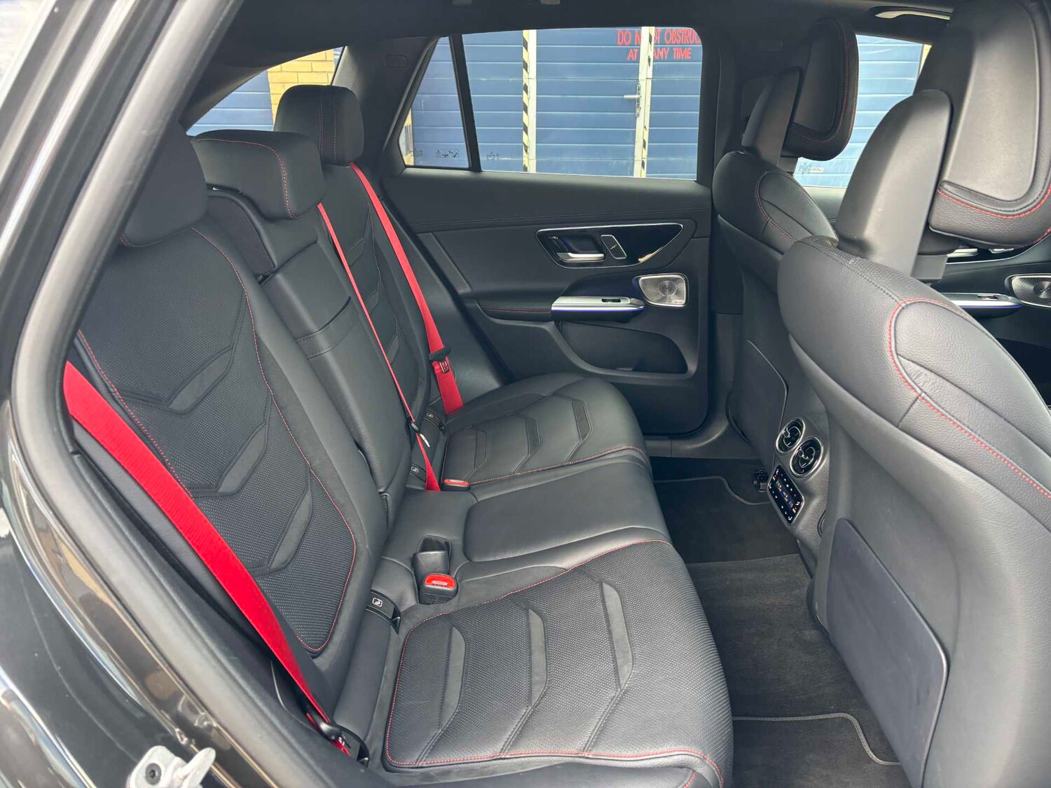 Used Mercedes-Benz GLC 2024 for sale - 77674874: Photo 23