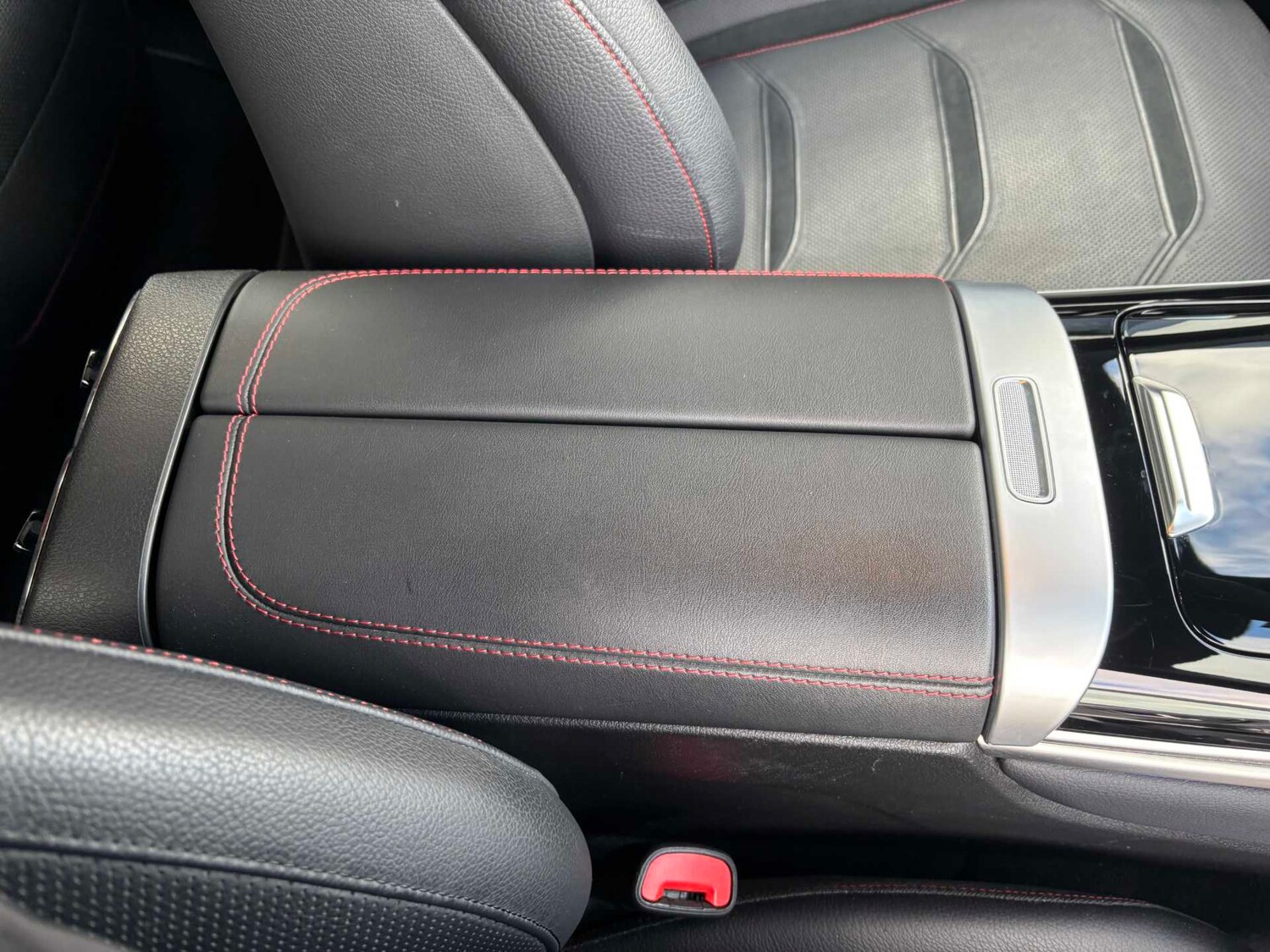 Used Mercedes-Benz GLC 2024 for sale - 77674874: Photo 30