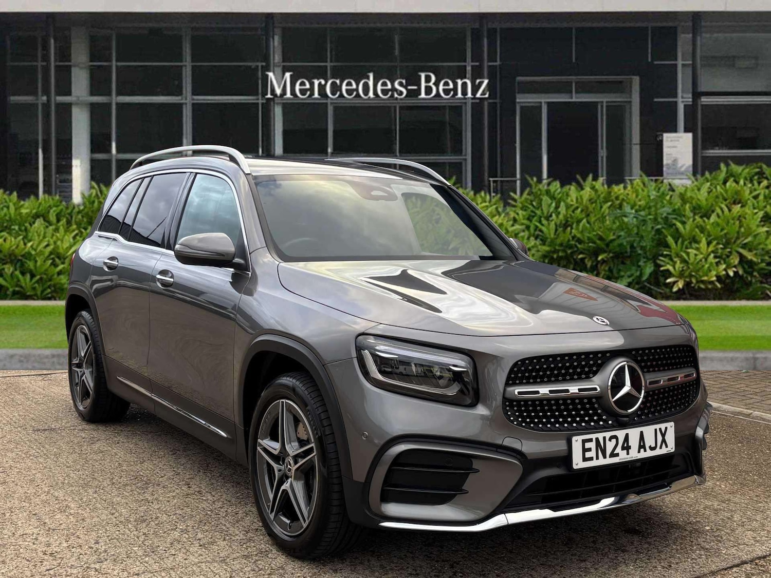 Used Mercedes-Benz GLB 2024 for sale - 76460649: Photo 1
