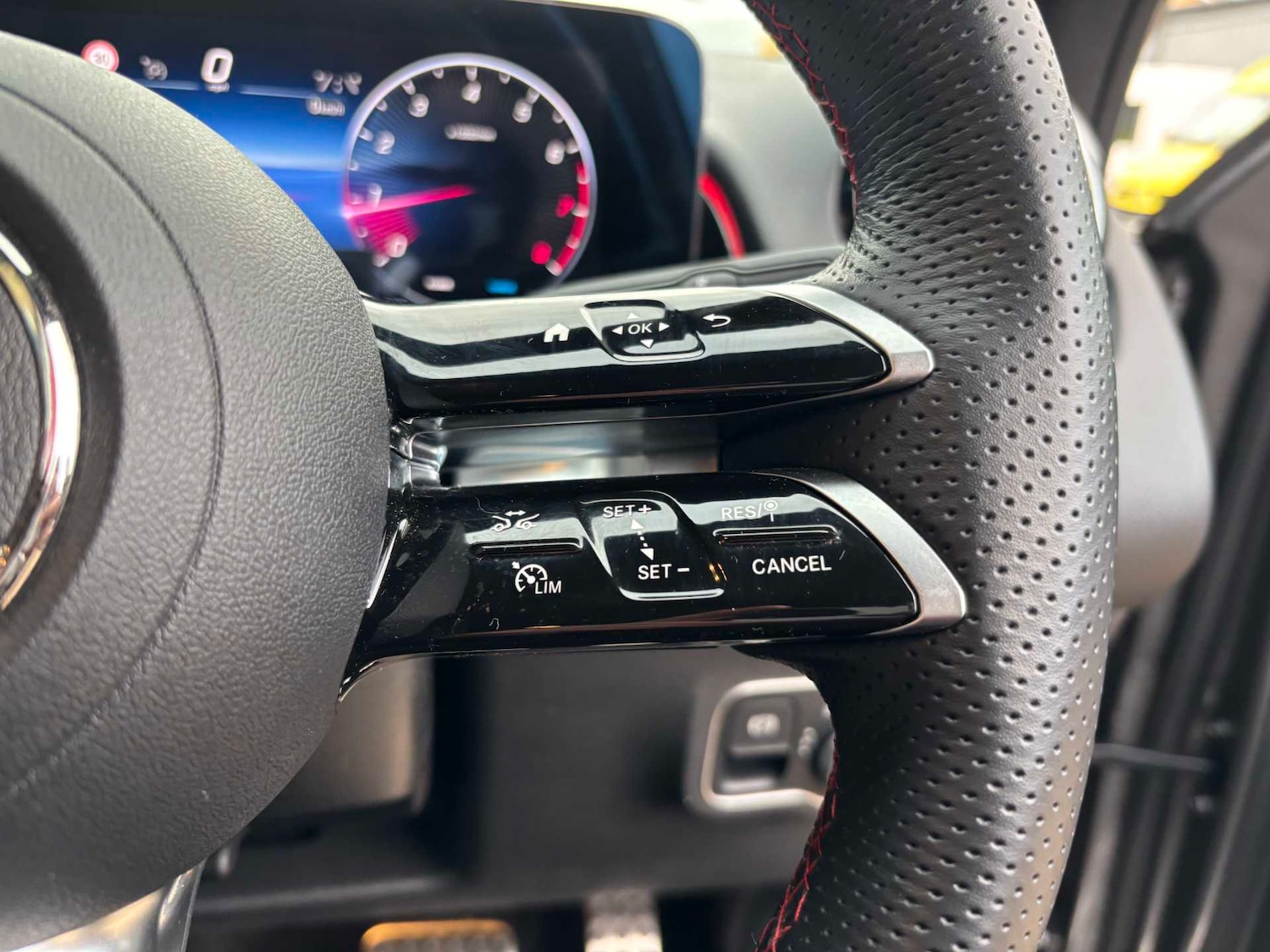 Used Mercedes-Benz GLB 2024 for sale - 76460649: Photo 23