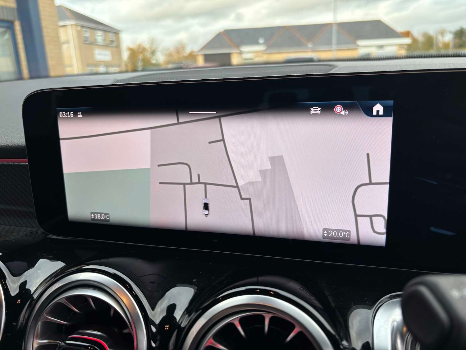 Used Mercedes-Benz GLB 2024 for sale - 76460649: Photo 31