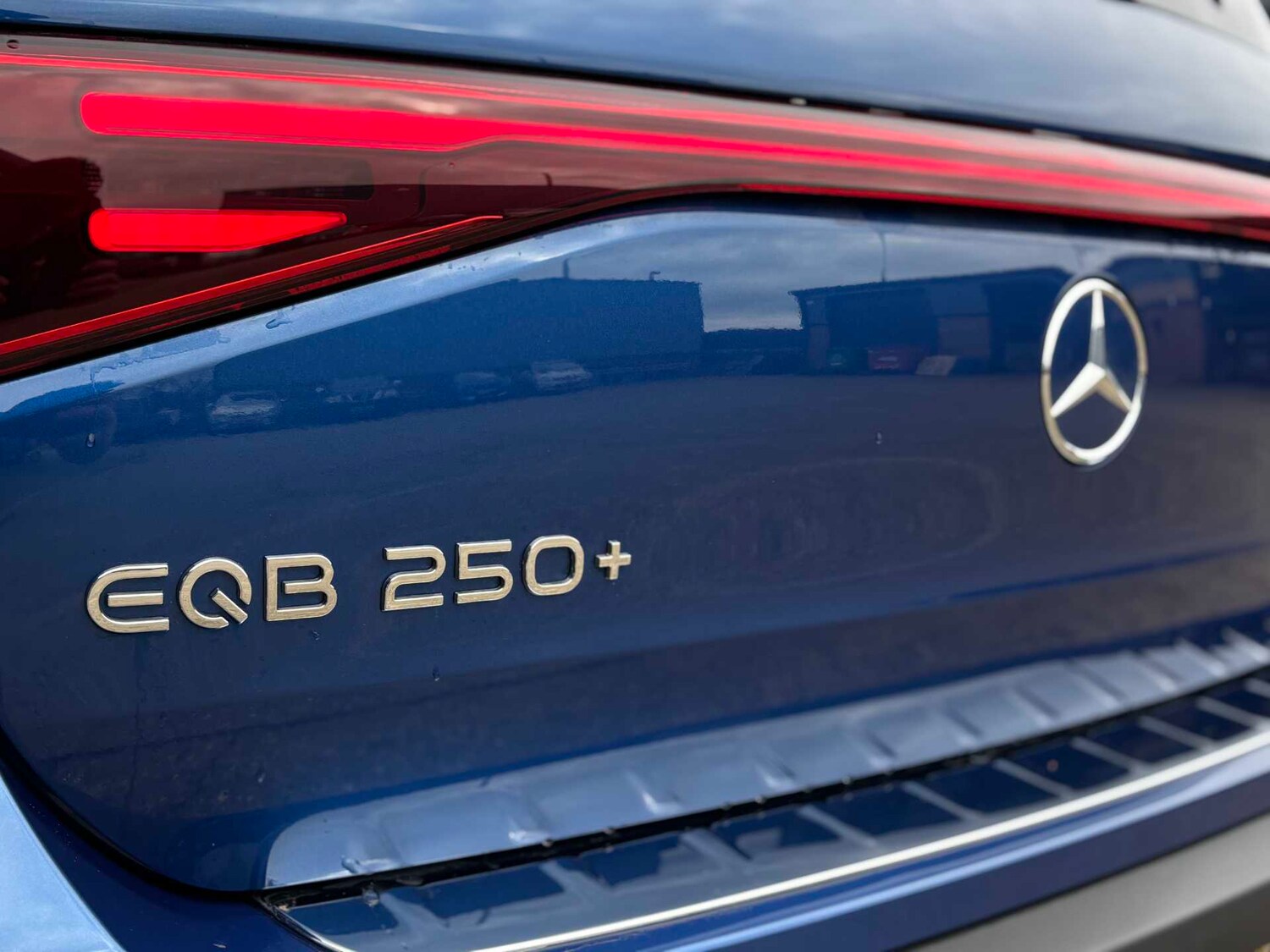 Used Mercedes-Benz EQB 2025 for sale - 78052220: Photo 11