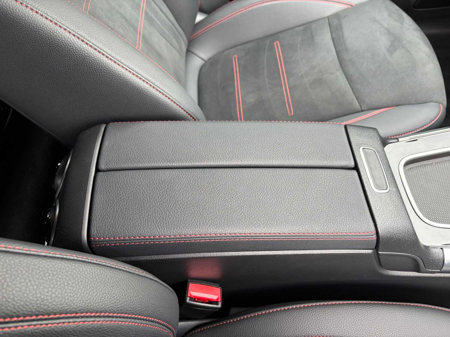 Used Mercedes-Benz EQB 2025 for sale - 78052220: Photo 33