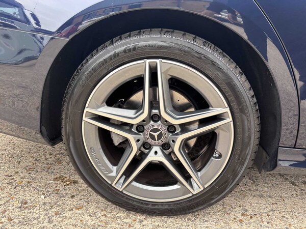 Used Mercedes-Benz E Class 2022 for sale - 76310837: Photo 10