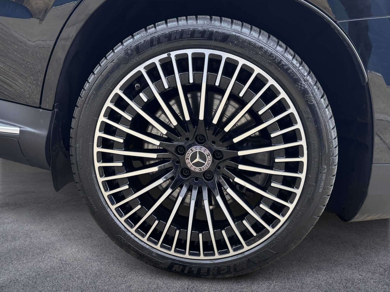 Used Mercedes-Benz EQC 2023 for sale - 78076736: Photo 9