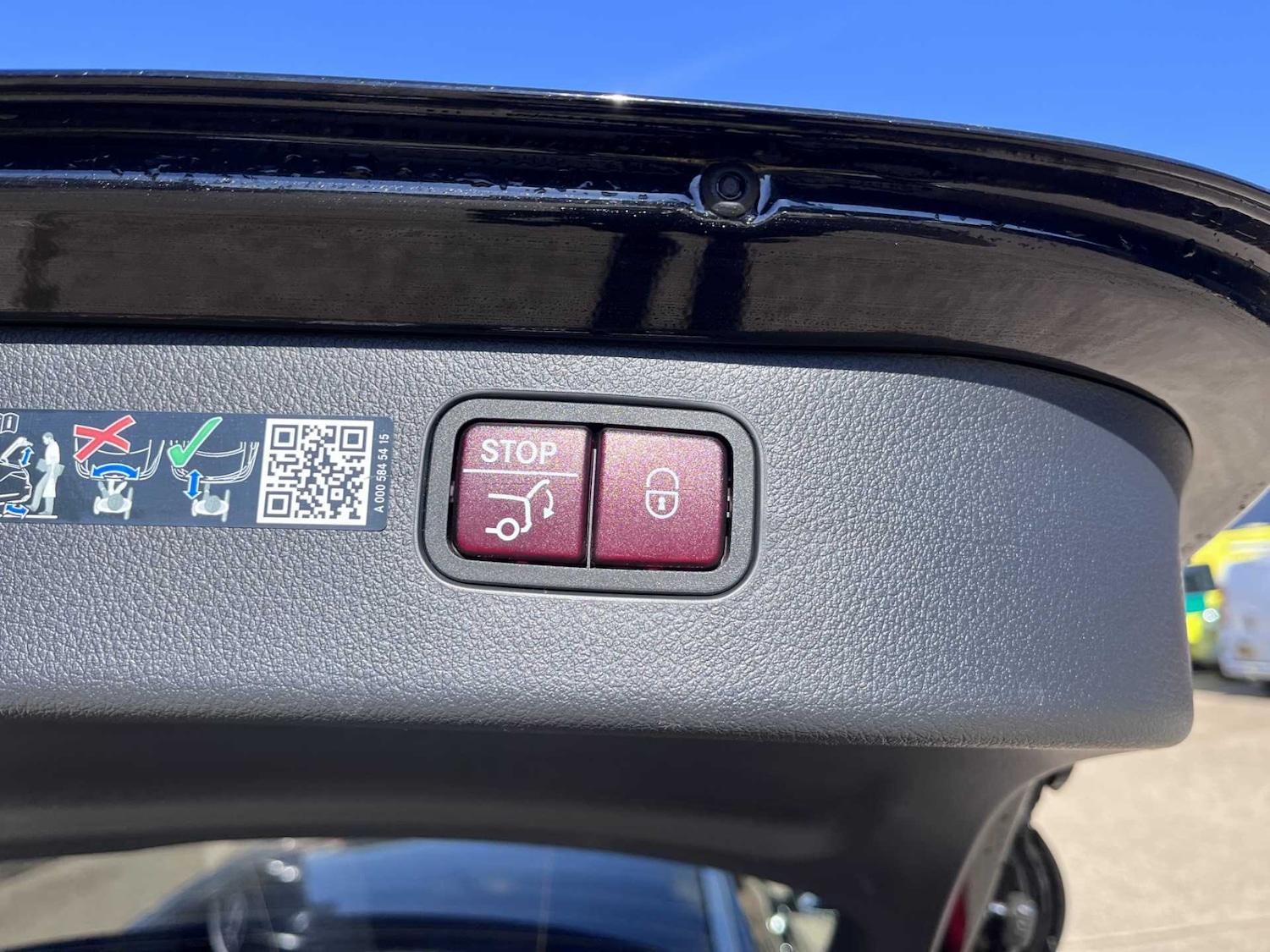 Used Mercedes-Benz C-Class 2024 for sale - 76034902: Photo 17