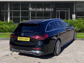 Used Mercedes-Benz C-Class 2024 for sale - 76034902: Photo 3