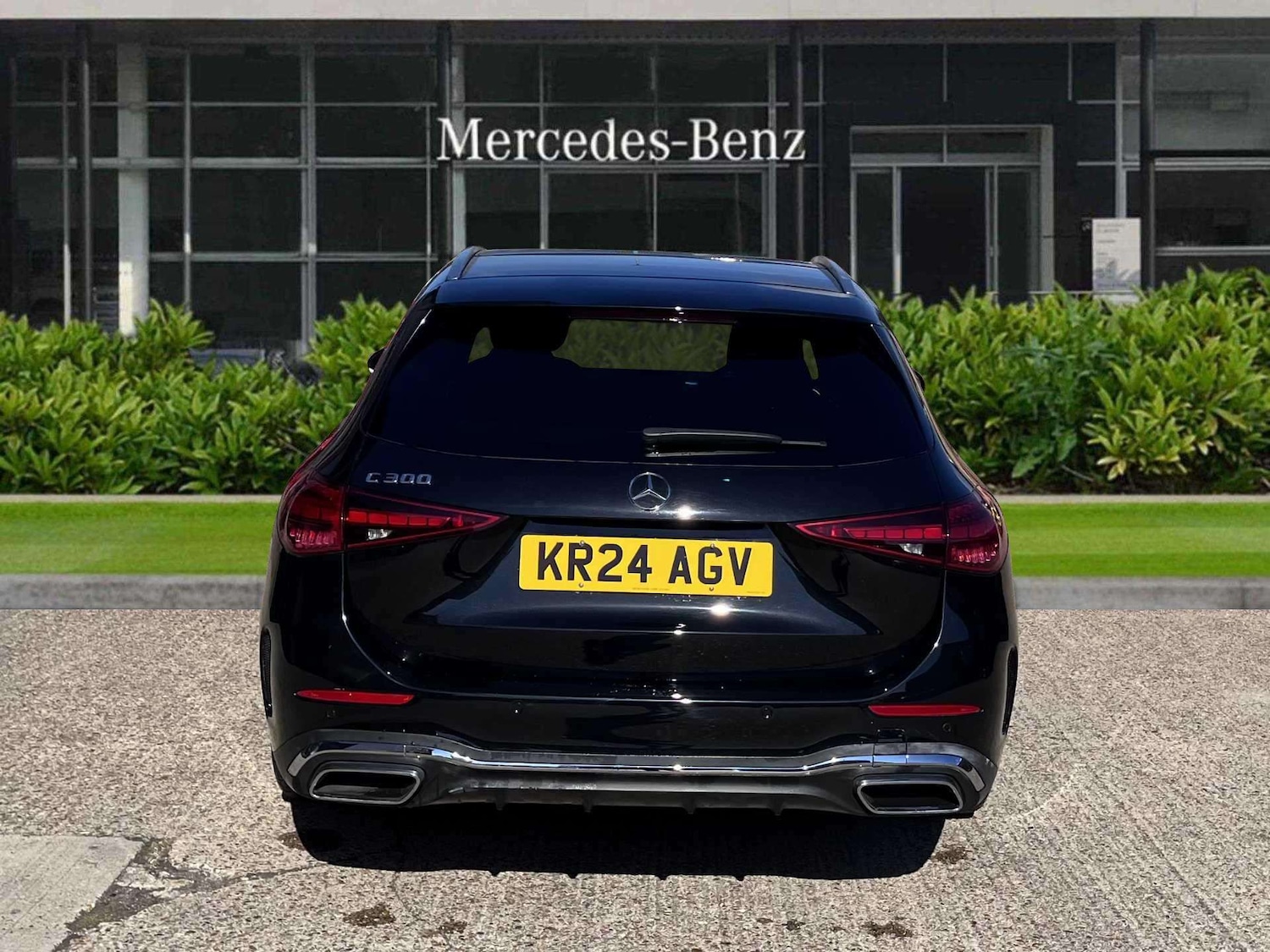 Used Mercedes-Benz C-Class 2024 for sale - 76034902: Photo 4