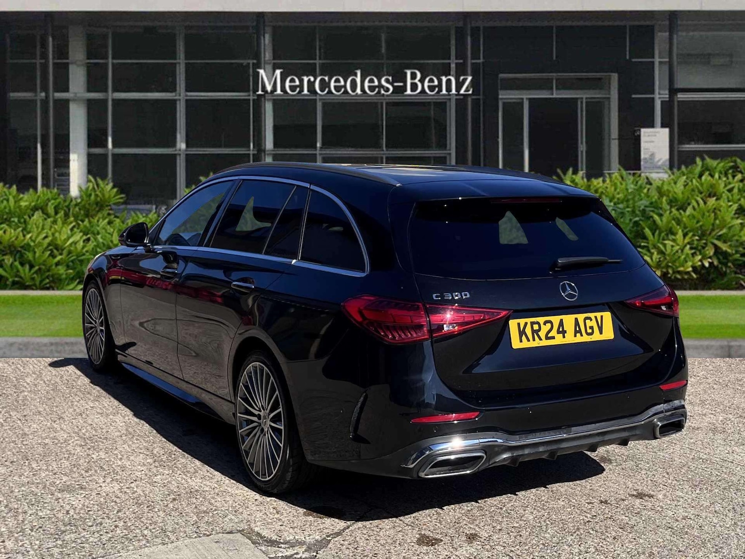 Used Mercedes-Benz C-Class 2024 for sale - 76034902: Photo 5