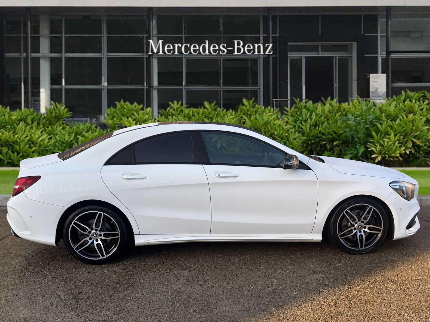 Used Mercedes-Benz CLA 2018 for sale - 76774054: Photo 2