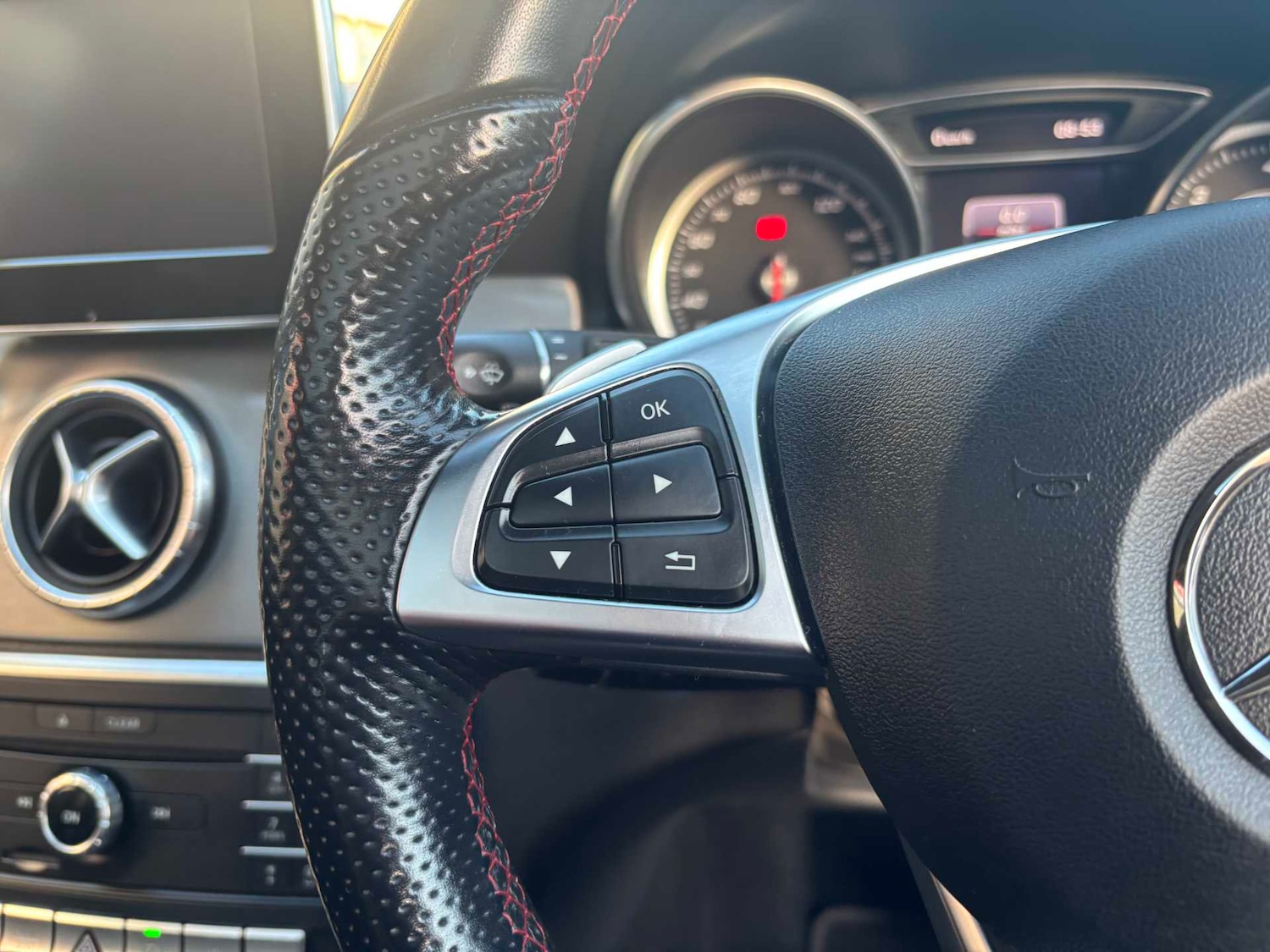 Used Mercedes-Benz CLA 2018 for sale - 76774054: Photo 21