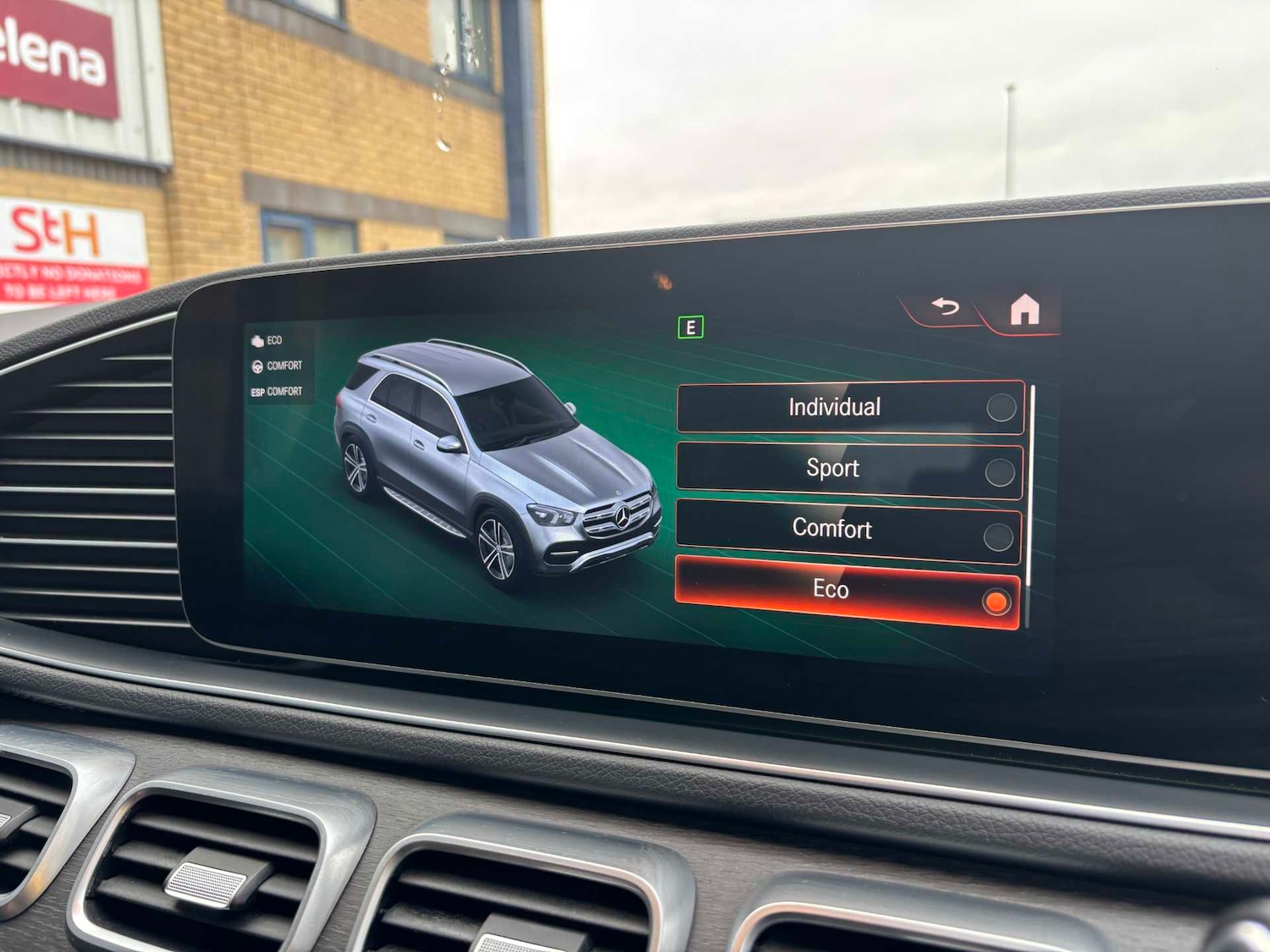 Used Mercedes-Benz GLE 2019 for sale - 77206436: Photo 33