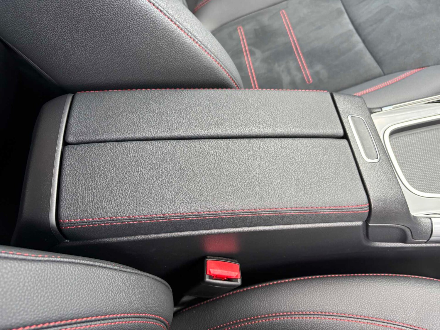 Used Mercedes-Benz EQA 2025 for sale - 77842526: Photo 32