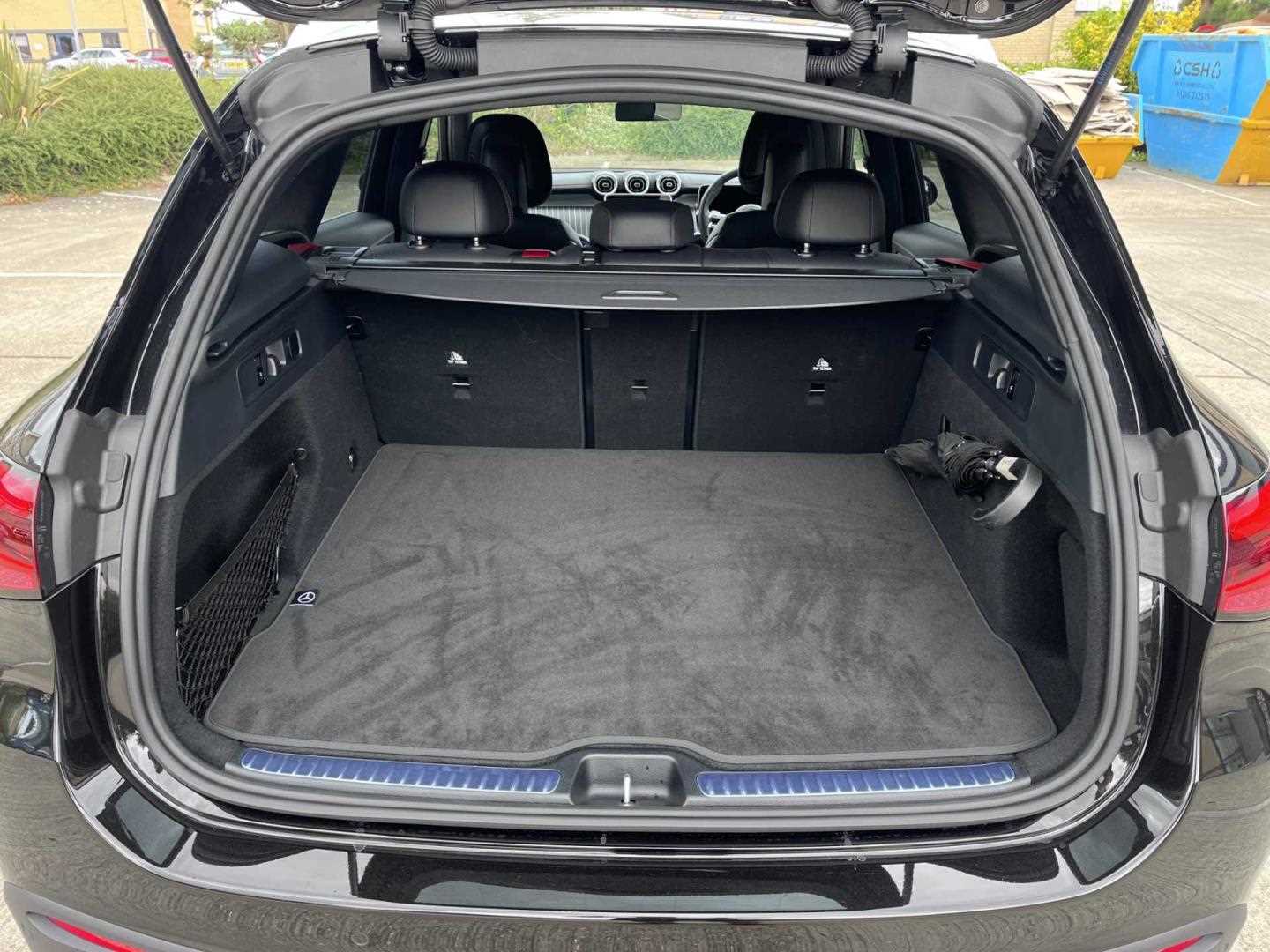 Used Mercedes-Benz GLC 2025 for sale - 76022385: Photo 16