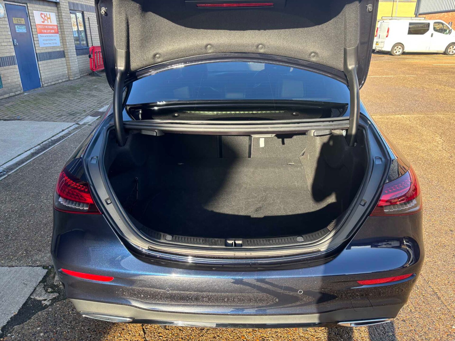 Used Mercedes-Benz E Class 2022 for sale - 76774197: Photo 16