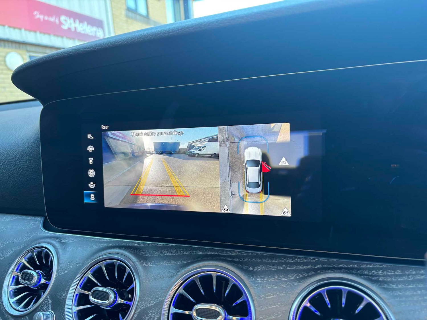 Used Mercedes-Benz E Class 2022 for sale - 76774197: Photo 35