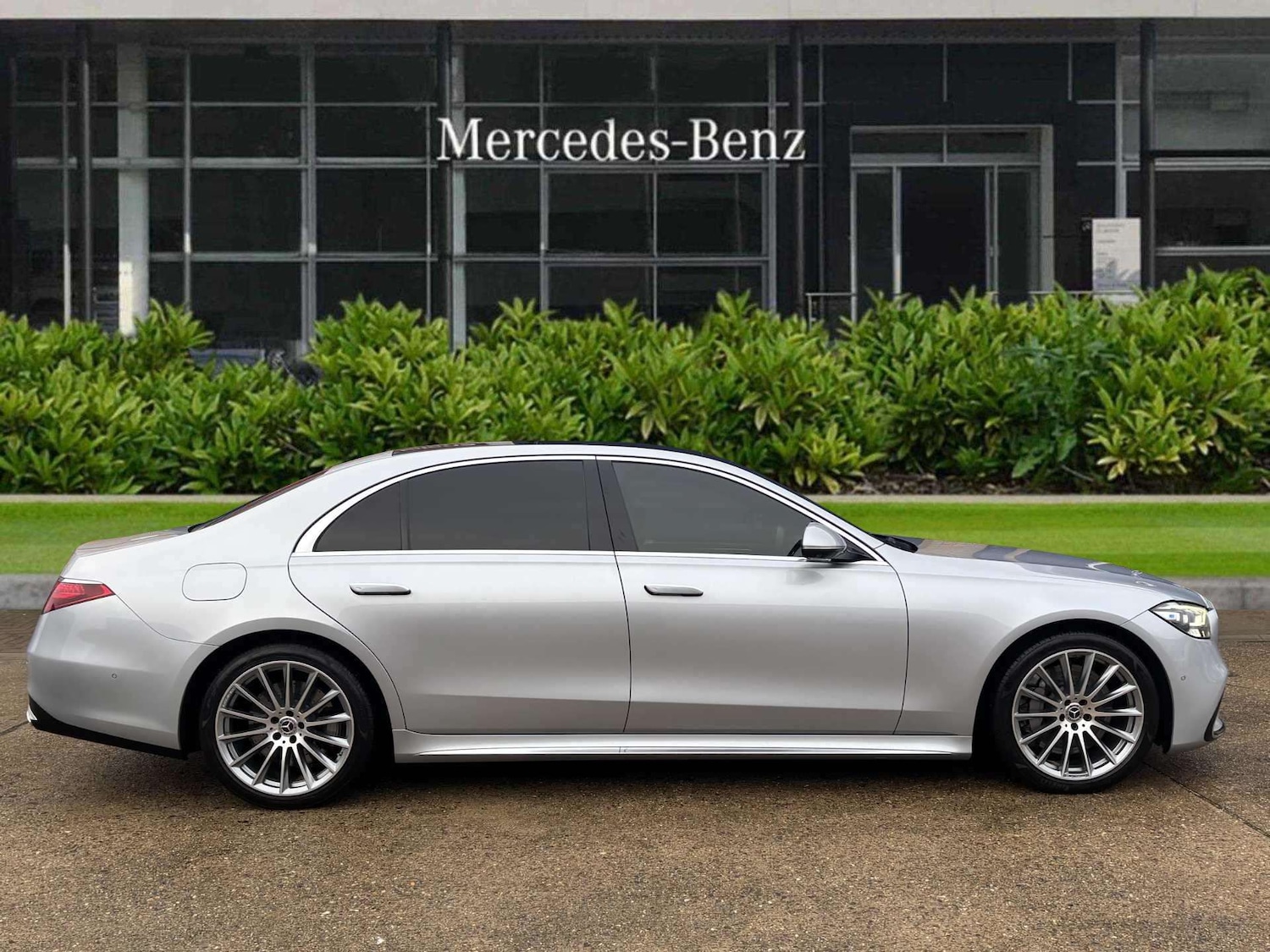 Used Mercedes-Benz S Class 2023 for sale - 77239921: Photo 2