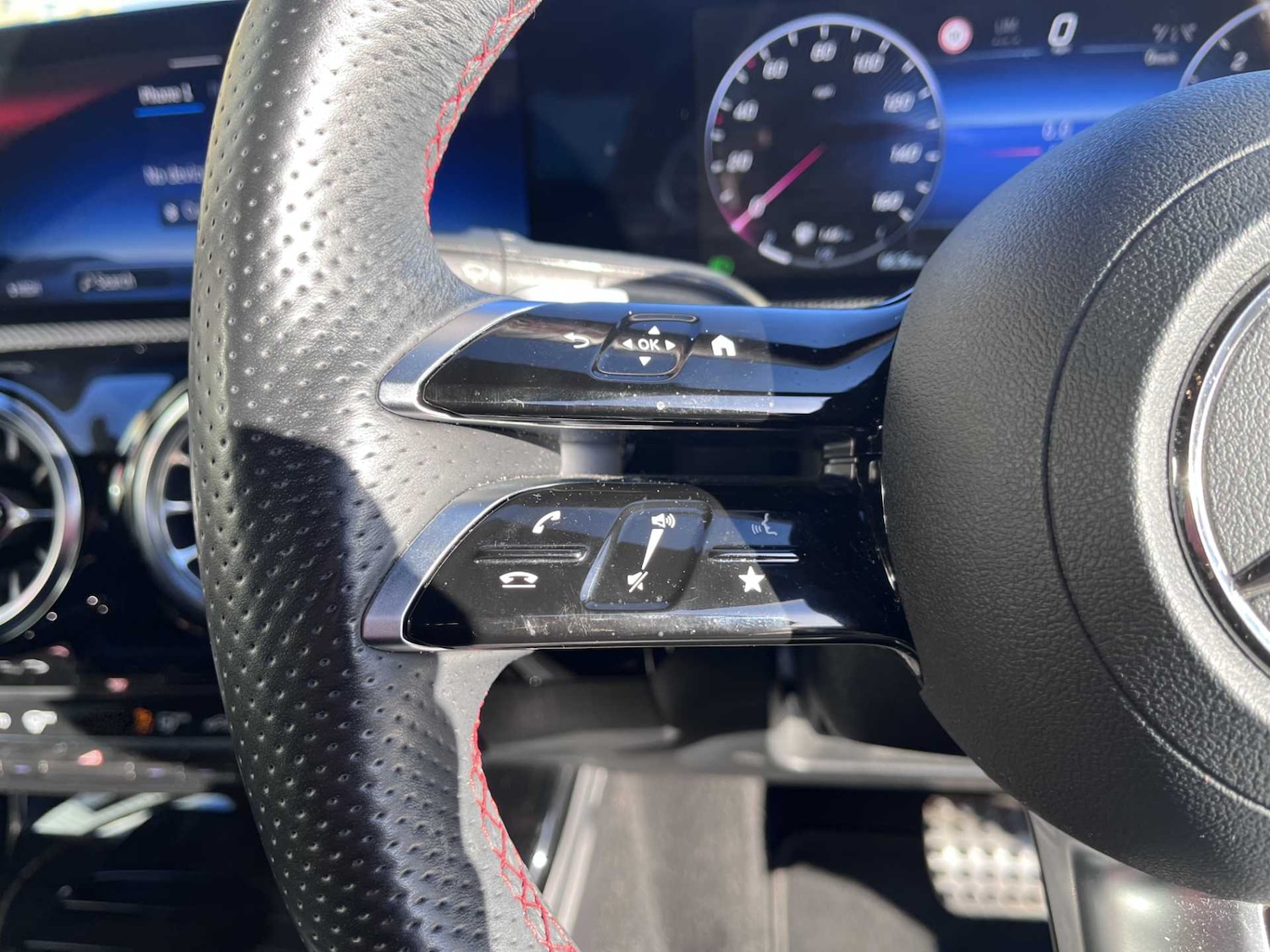 Used Mercedes-Benz CLA 2023 for sale - 75917821: Photo 21