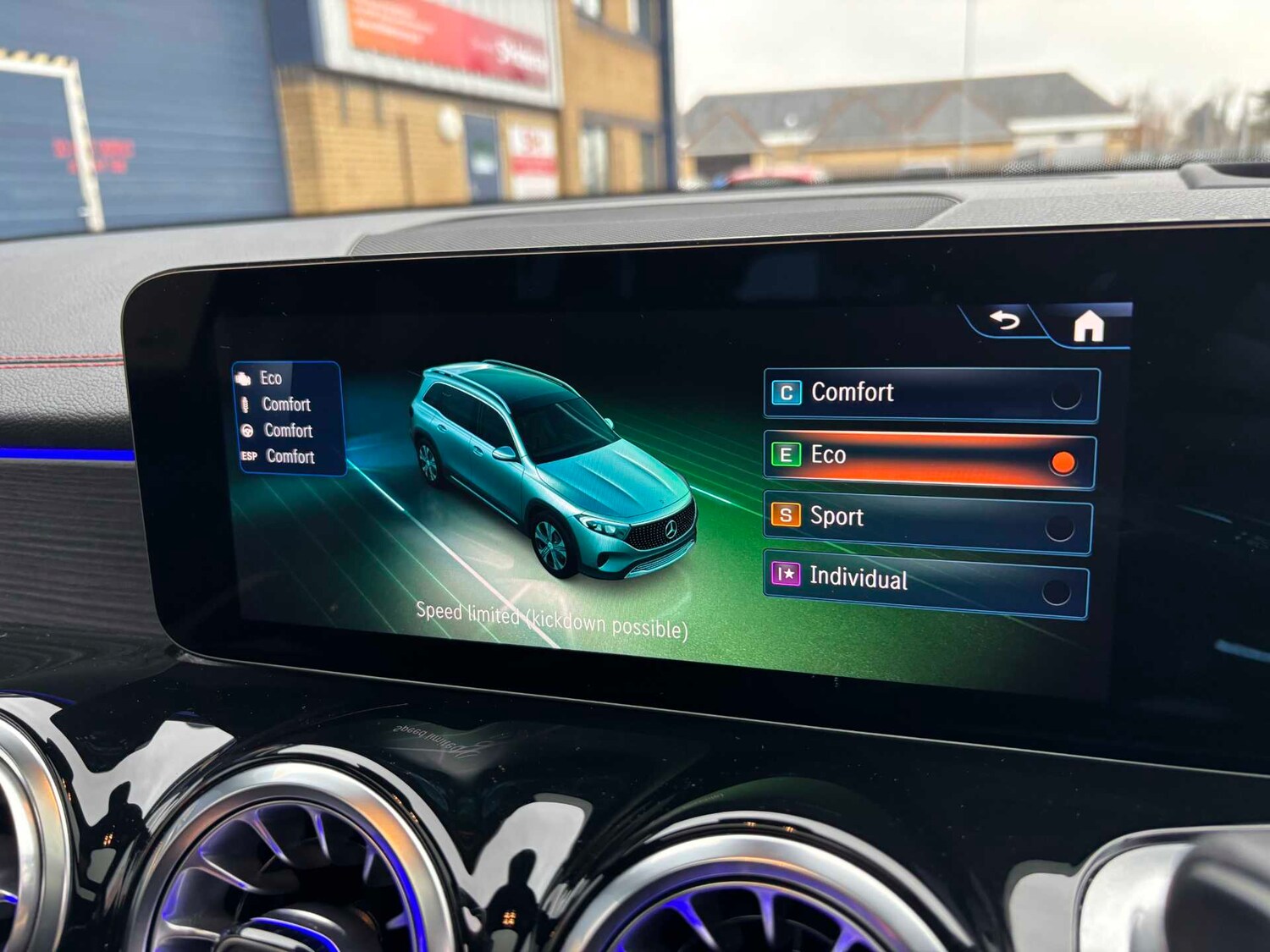 Used Mercedes-Benz EQB 2024 for sale - 78051942: Photo 33