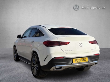 Used Mercedes-Benz GLE 2021 for sale - 77674700: Photo