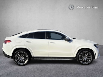 Used Mercedes-Benz GLE 2021 for sale - 77674700: Photo