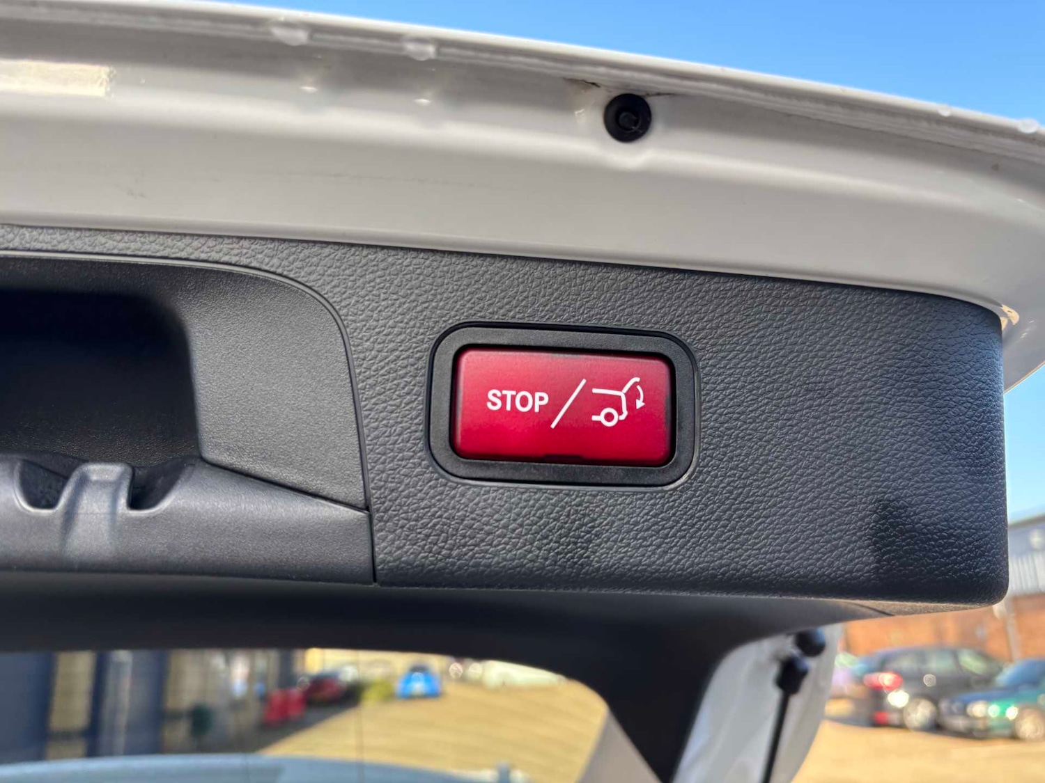 Used Mercedes-Benz GLC 2019 for sale - 76487991: Photo 17