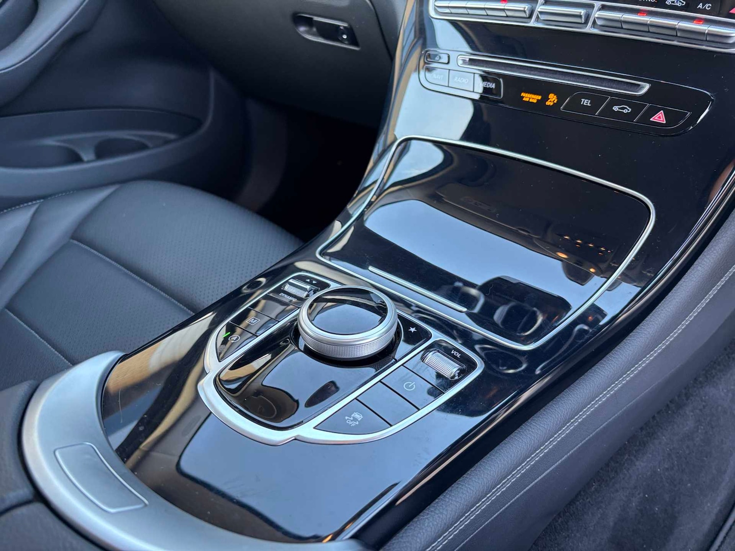 Used Mercedes-Benz GLC 2019 for sale - 76487991: Photo 27