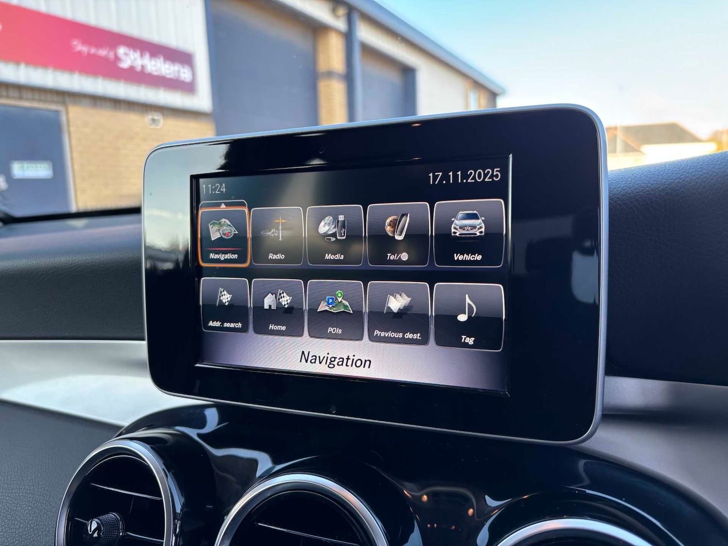 Used Mercedes-Benz GLC 2019 for sale - 76487991: Photo 30