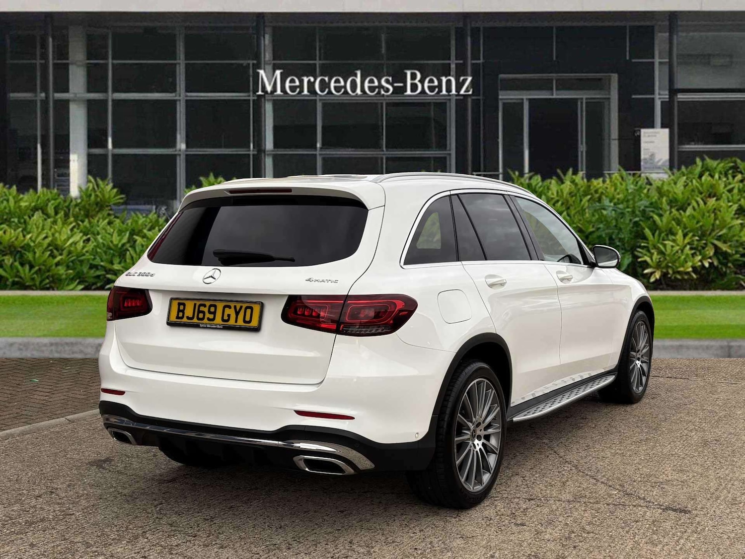 Used Mercedes-Benz GLC 2019 for sale - 76475840: Photo 3