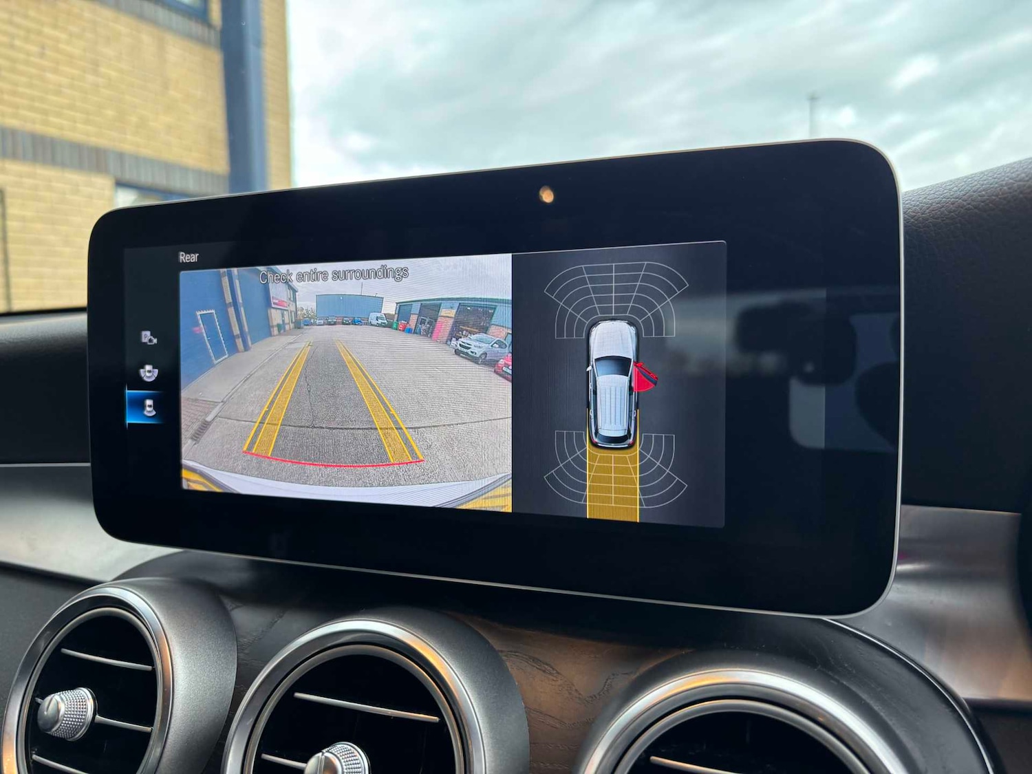 Used Mercedes-Benz GLC 2019 for sale - 76475840: Photo 34