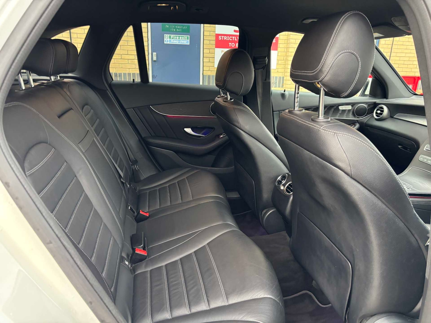 Used Mercedes-Benz GLC 2019 for sale - 76475840: Photo 35