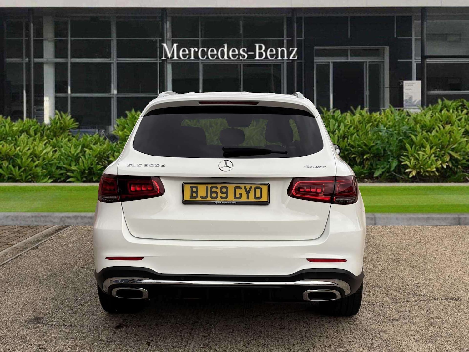 Used Mercedes-Benz GLC 2019 for sale - 76475840: Photo 4