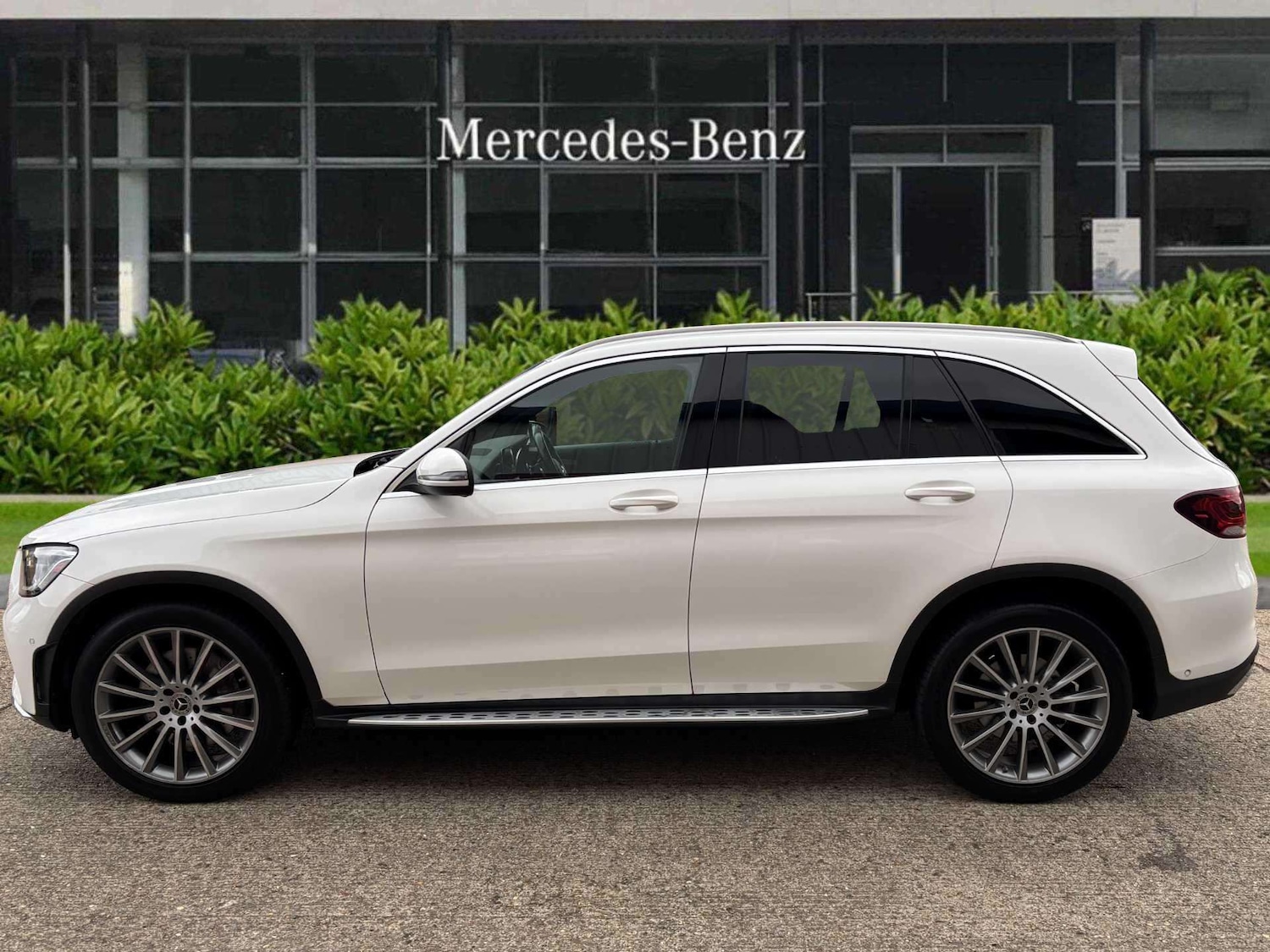 Used Mercedes-Benz GLC 2019 for sale - 76475840: Photo 6