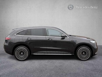 Used Mercedes-Benz EQC 2022 for sale - 77397901: Photo