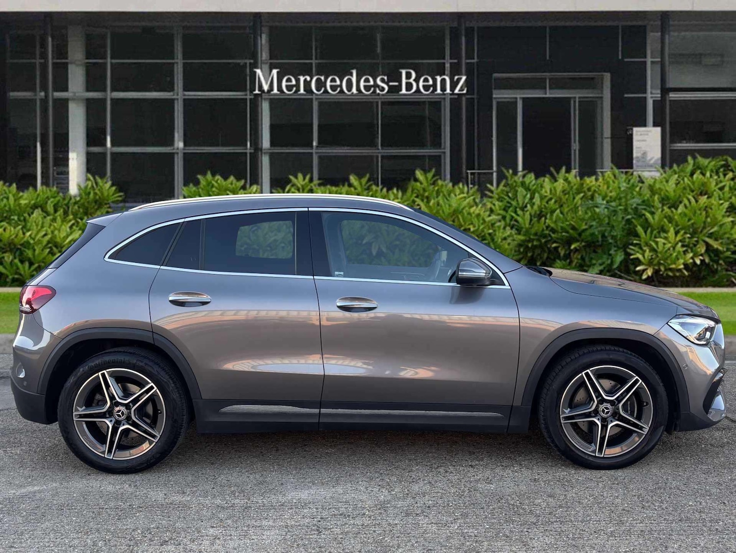 Used Mercedes-Benz GLA 2020 for sale - 77051460: Photo 2
